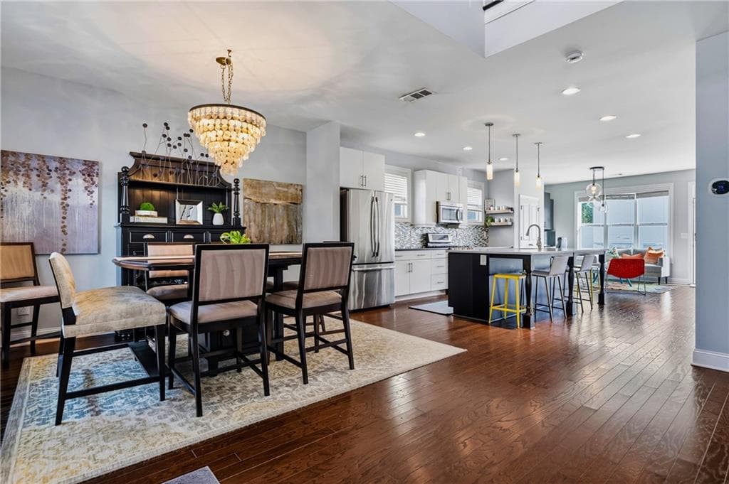 3 bedroom, 3 bathroom, 2,374 sq ft single family residence for sale at 1529 Bungalow Lane, Atlanta, GA 30318 — photo 6