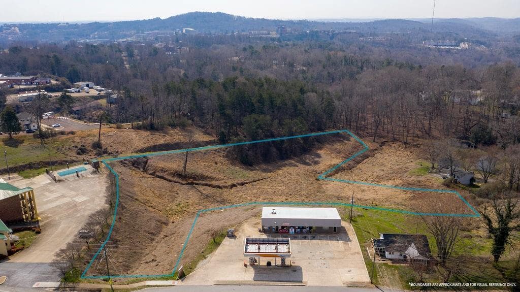 other for sale at 635 North Grove Street, Dahlonega, GA 30533 — photo 10