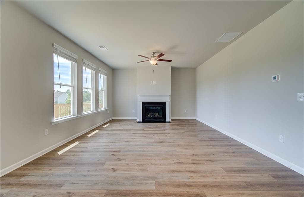 4 bedroom, 3 bathroom, 2,997 sq ft single family residence for sale at 301 Arnewood Circle, Mcdonough, GA 30253 — photo 10