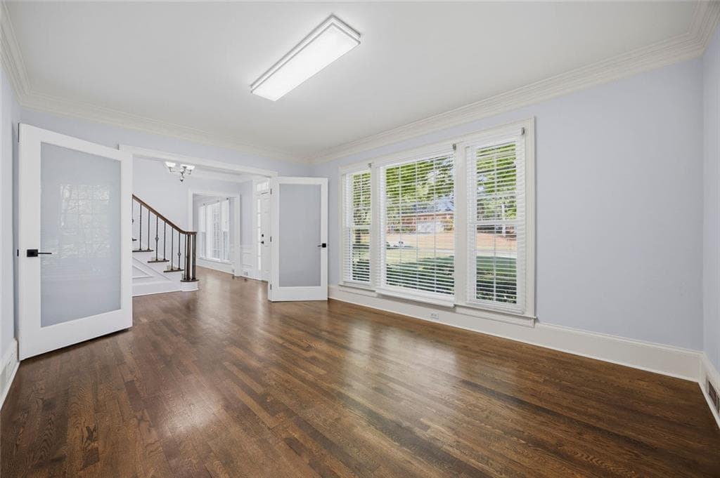 5 bedroom, 5 bathroom, 4,879 sq ft single family residence for sale at 7525 S Spalding Lake Drive, Atlanta, GA 30350 — photo 9
