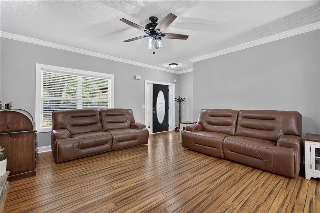 5 bedroom, 3 bathroom, 2,765 sq ft single family residence under contract at 118 Nelson Oaks Drive, Ball Ground, GA 30107 — photo 7