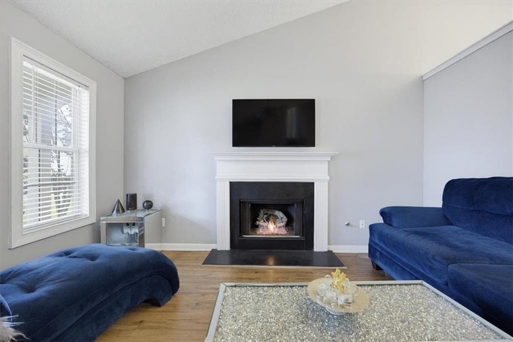 4 bedroom, 3 bathroom, 1,773 sq ft single family residence under contract at 4656 Grove Court, Acworth, GA 30101 — photo 8