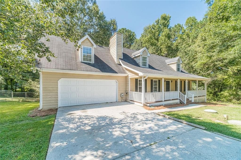 4 bedroom, 3 bathroom, 1,824 sq ft single family residence under contract at 222 Deer Walk Drive, Winder, GA 30680 — photo 2