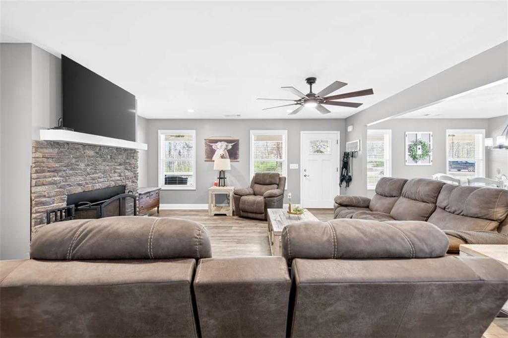 3 bedroom, 2 bathroom, 1,914 sq ft single family residence for sale at 2361 County Line Rd, Mansfield, GA 30055 — photo 7