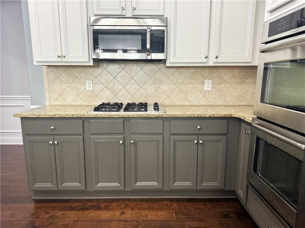 4 bedroom, 3 bathroom, 3,378 sq ft single family residence for rent at 4215 Hopewell Manor Dr, Cumming, GA 30028 for $2,650 a month — photo 10