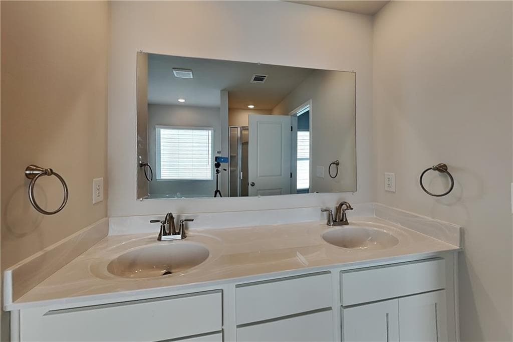 4 bedroom, 3 bathroom, 1,714 sq ft single family residence for rent at 177 Bloomfield Circle, Canton, GA 30114 for $2,100 a month — photo 7