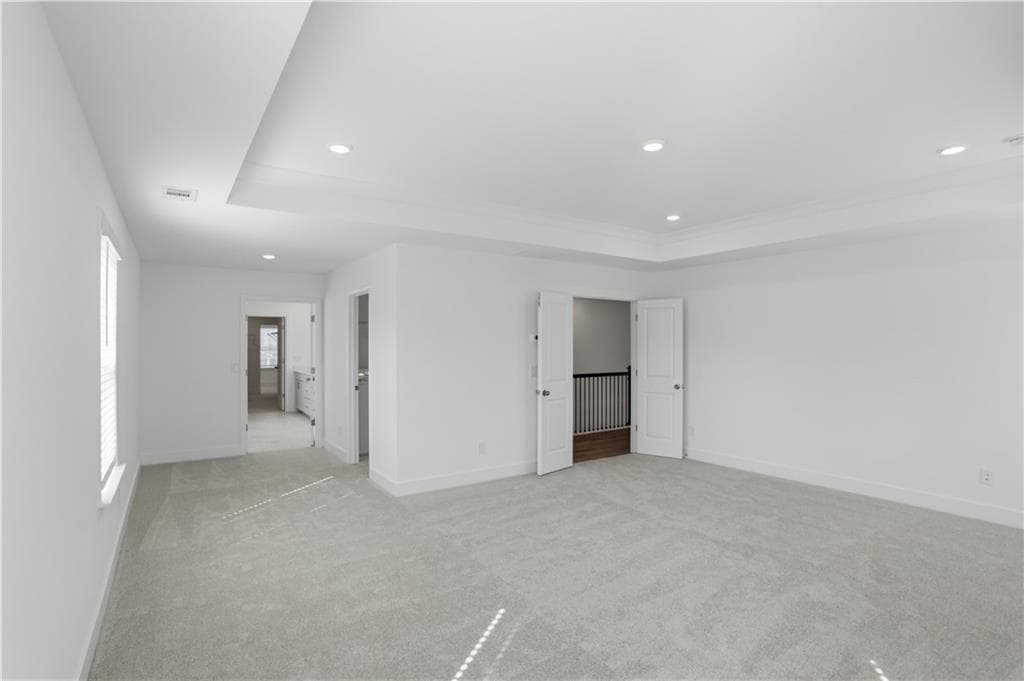 5 bedroom, 4 bathroom, 4,202 sq ft single family residence for sale at 209 Deer Valley Run, Canton, GA 30115 — photo 8