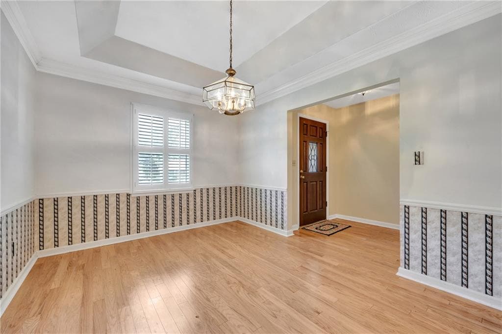 3 bedroom, 2 bathroom, 1,936 sq ft single family residence under contract at 4938 Lake Forest Drive, Conyers, GA 30094 — photo 7