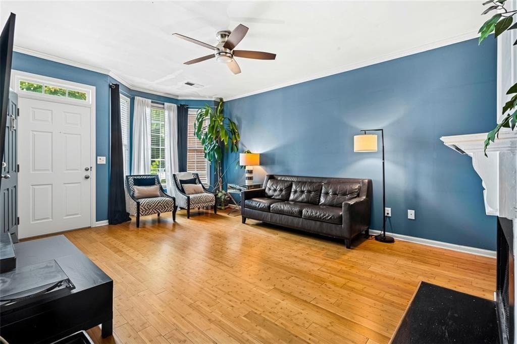 3 bedroom, 3 bathroom, 2,274 sq ft townhouse for sale at 2353 Maplewood Court 25, Atlanta, GA 30339 — photo 4