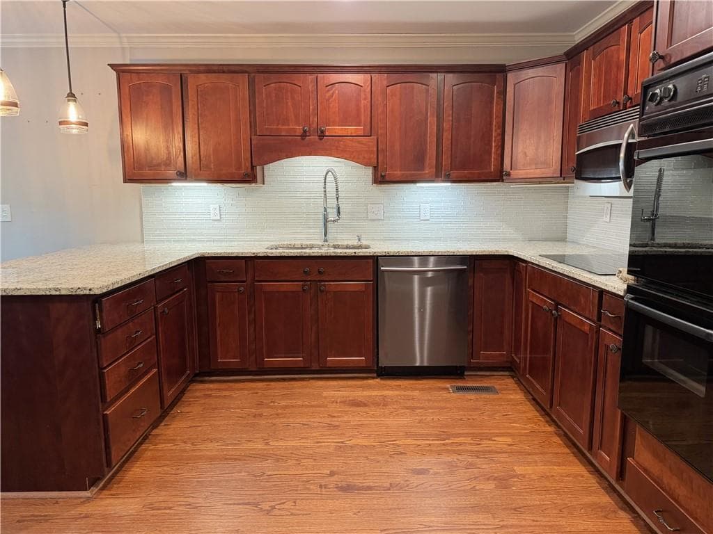 4 bedroom, 4 bathroom, 2,847 sq ft single family residence for rent at 11820 Highland Colony Dr, Roswell, GA 30075 for $3,795 a month — photo 10