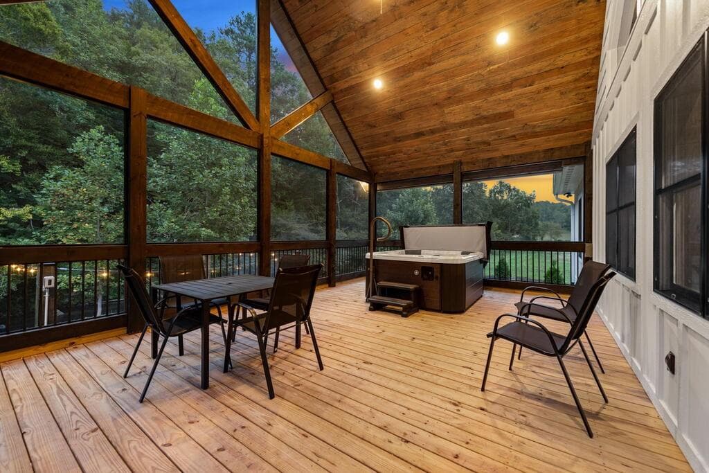 2 bedroom, 2 bathroom, 1,643 sq ft single family residence for sale at 235 W Conasauga Creek, Ellijay, GA 30540 — photo 6