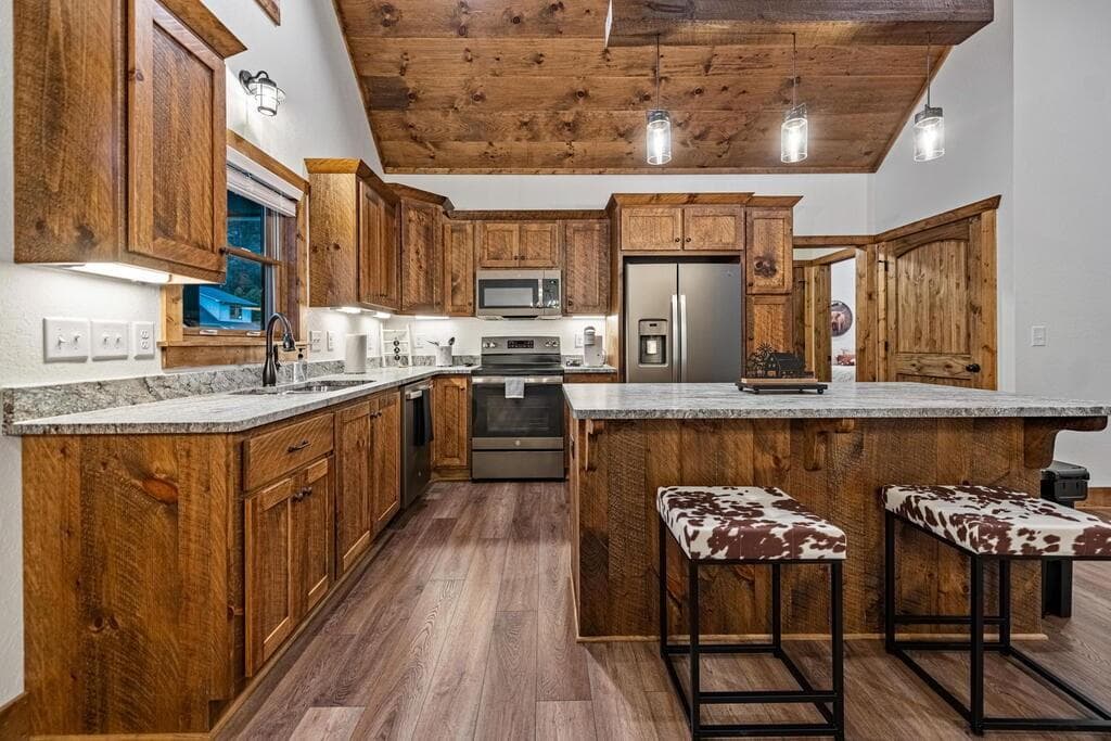 2 bedroom, 2 bathroom, 1,643 sq ft single family residence for sale at 235 W Conasauga Creek, Ellijay, GA 30540 — photo 9
