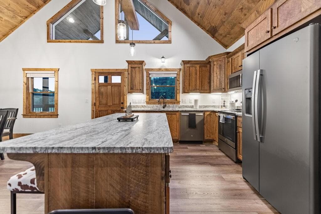2 bedroom, 2 bathroom, 1,643 sq ft single family residence for sale at 235 W Conasauga Creek, Ellijay, GA 30540 — photo 10