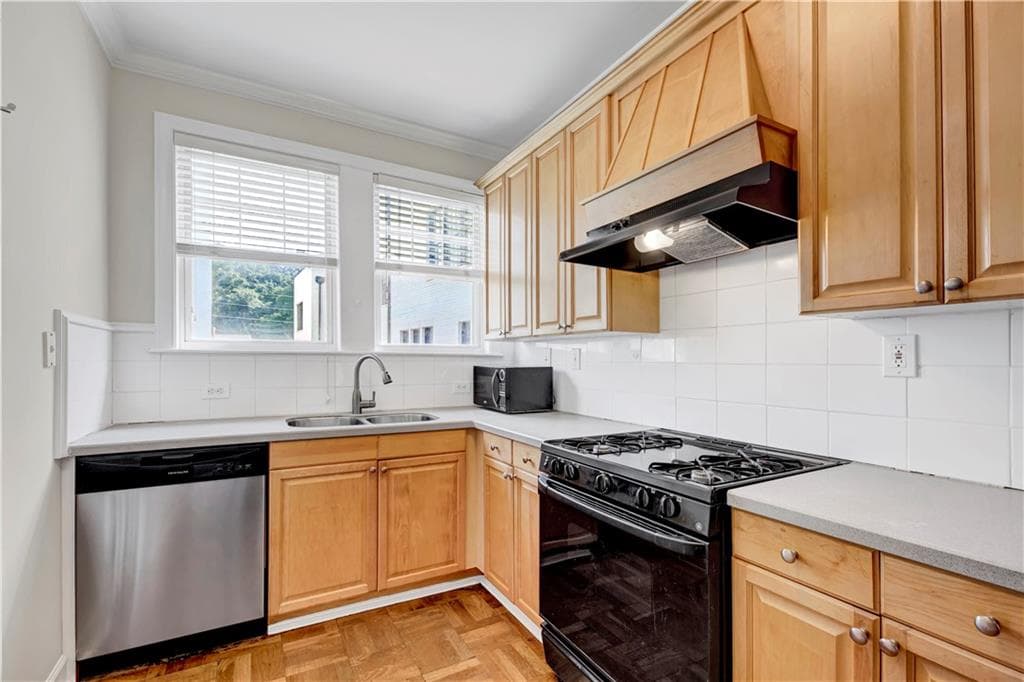 2 bedroom, 1 bathroom, 928 sq ft condominium for rent at 878 Briarcliff Road A3, Atlanta, GA 30306 for $2,300 a month — photo 8