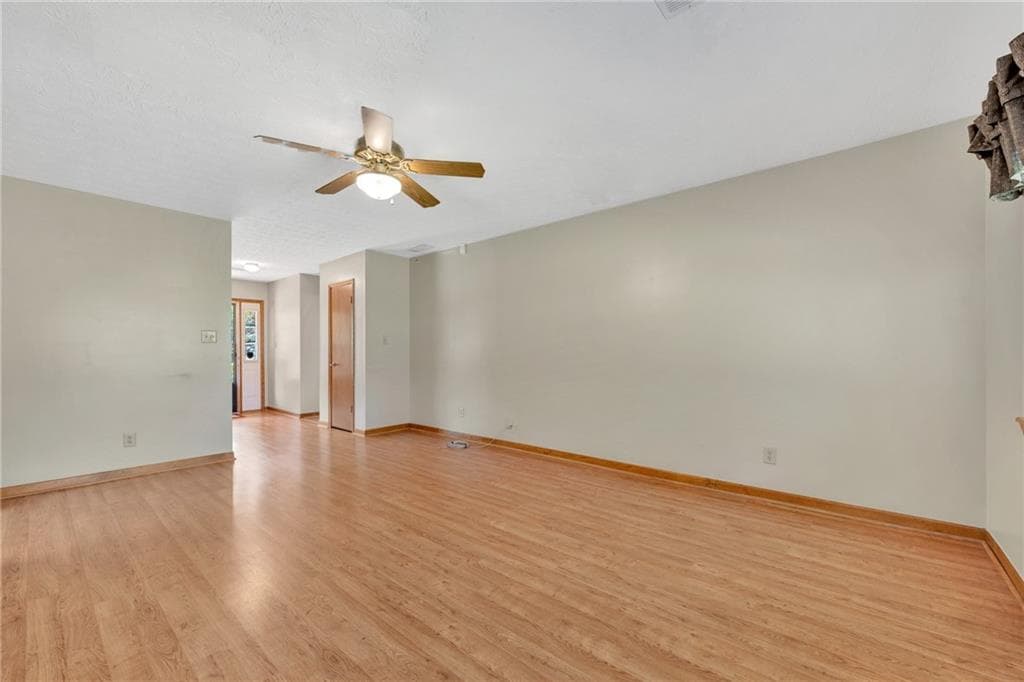 3 bedroom, 3 bathroom, 2,006 sq ft single family residence for sale at 234 Glad Dale Drive, Conyers, GA 30094 — photo 8