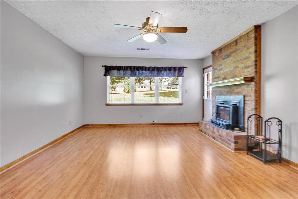 3 bedroom, 3 bathroom, 2,006 sq ft single family residence for sale at 234 Glad Dale Drive, Conyers, GA 30094 — photo 10