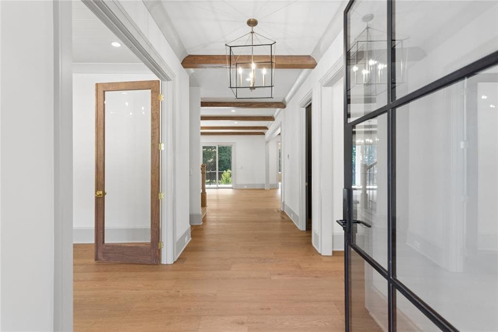 5 bedroom, 6 bathroom, 4,913 sq ft single family residence for sale at 140 Lake Estates Drive, Roswell, GA 30075 — photo 3