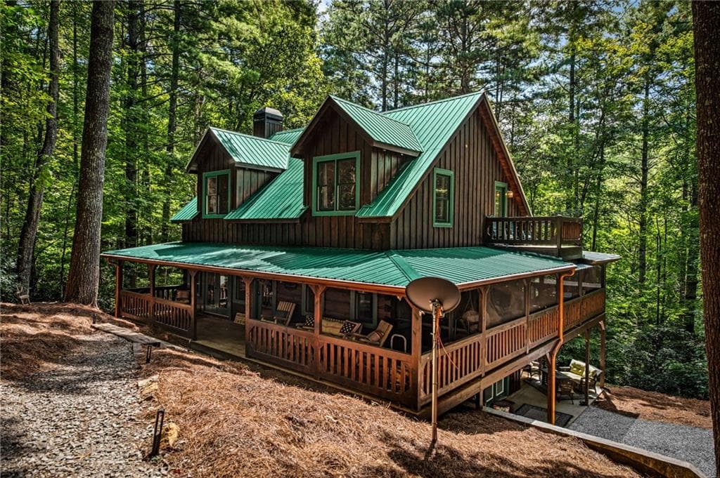 3 bedroom, 3 bathroom, 2,244 sq ft single family residence for sale at 37 Misty Mountain Overlook, Morganton, GA 30560