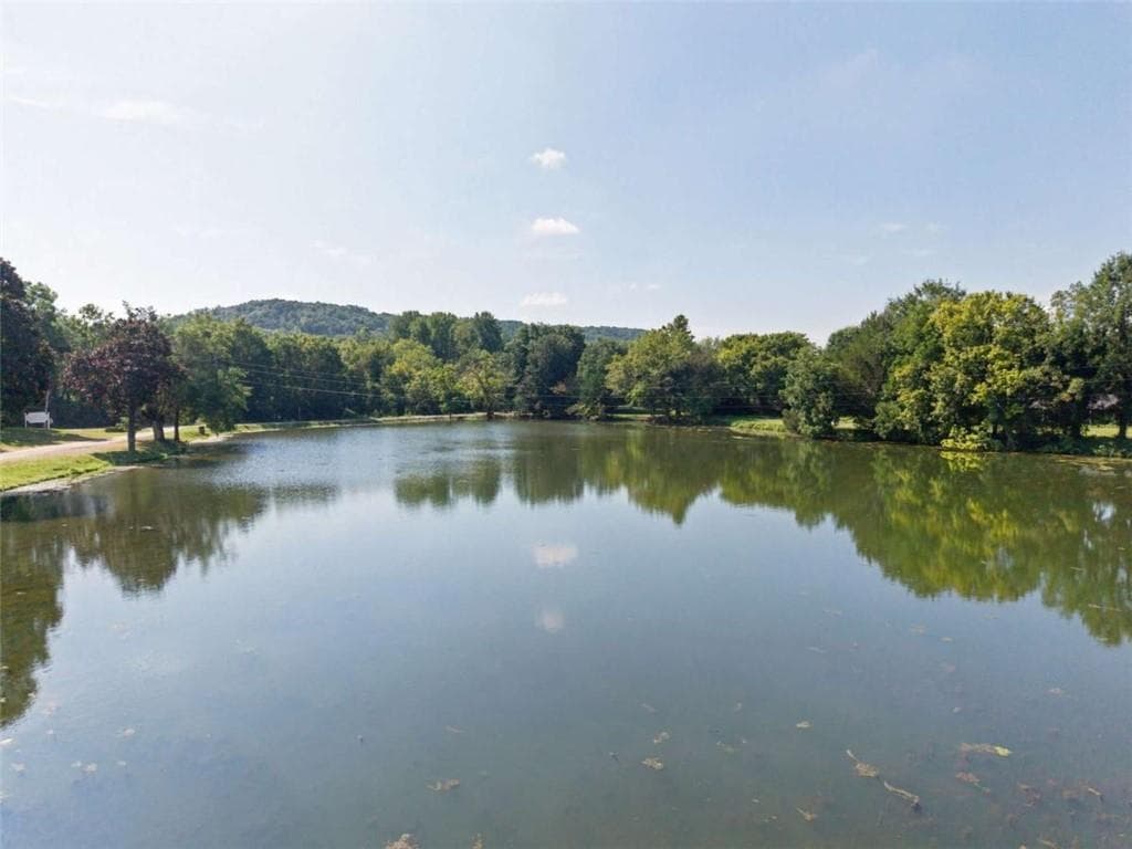 2 bedroom, 1 bathroom, 1,791 sq ft single family residence for sale at 8 Perry Farm Road, Cave Spring, GA 30124 — photo 3