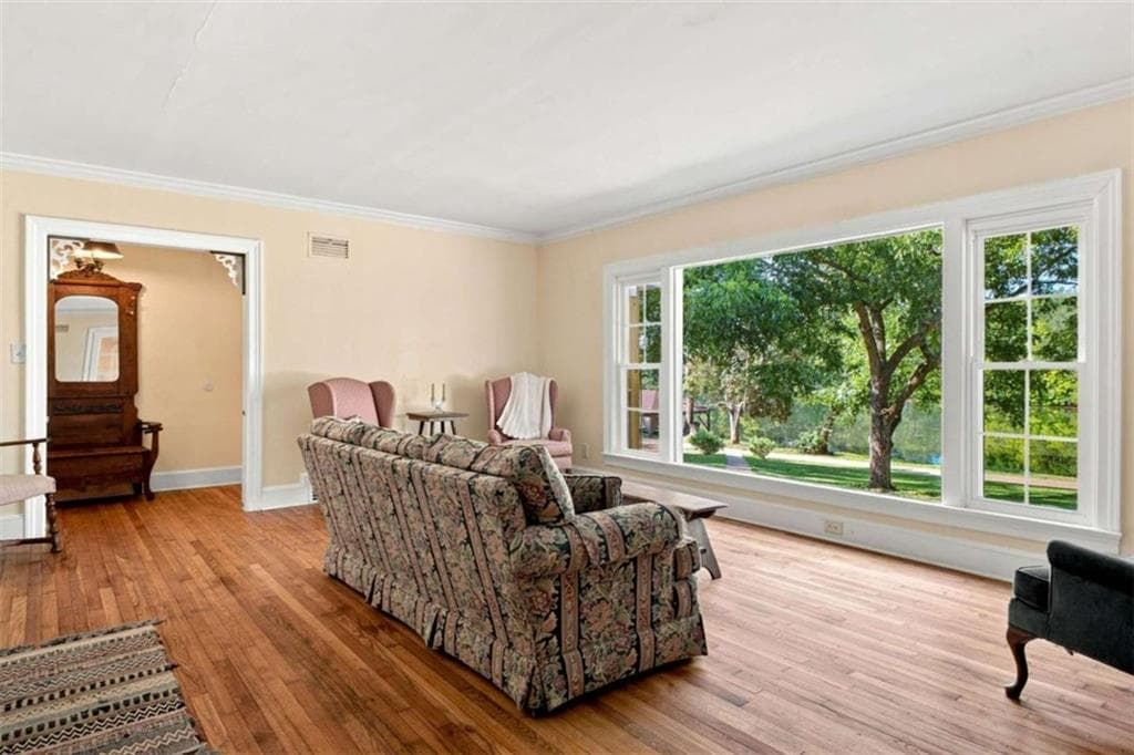 2 bedroom, 1 bathroom, 1,791 sq ft single family residence for sale at 8 Perry Farm Road, Cave Spring, GA 30124 — photo 6