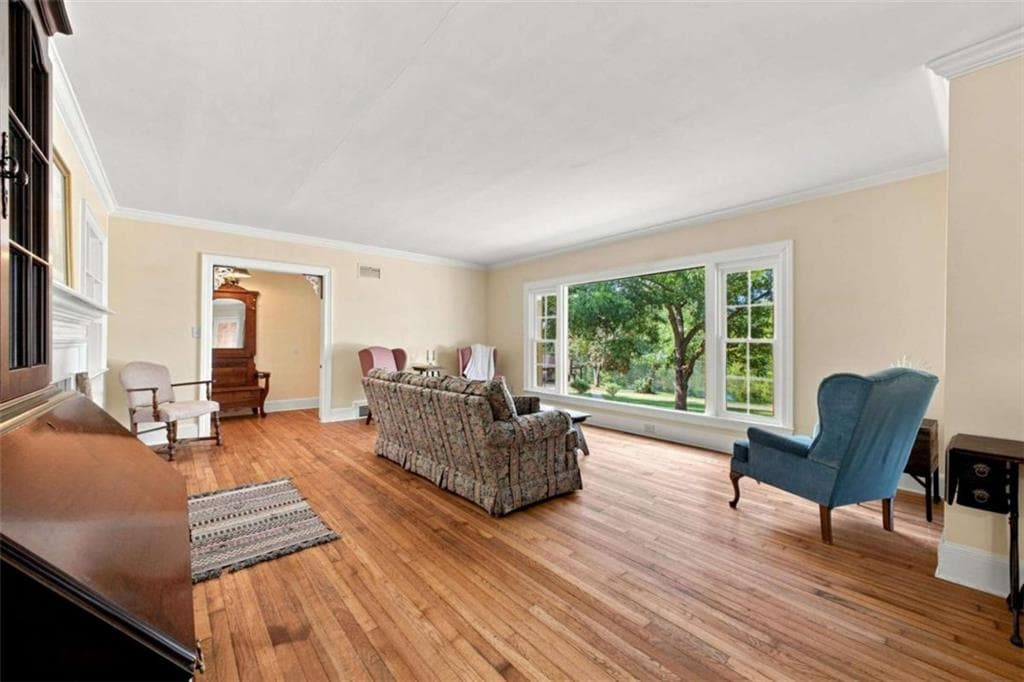 2 bedroom, 1 bathroom, 1,791 sq ft single family residence for sale at 8 Perry Farm Road, Cave Spring, GA 30124 — photo 7