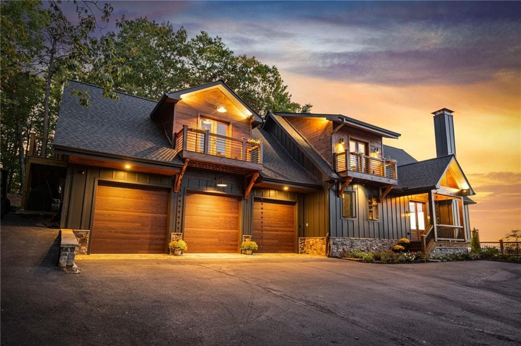 5 bedroom, 5 bathroom, 4,500 sq ft single family residence for sale at 437 Big Valley Drive, Morganton, GA 30560 — photo 2