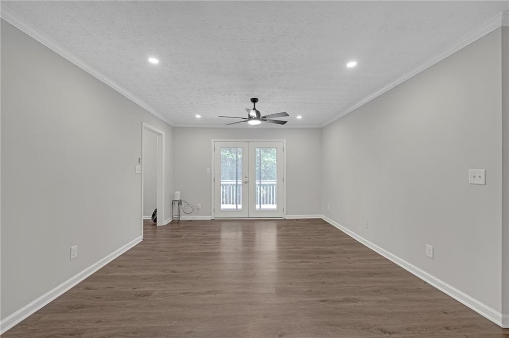 3 bedroom, 2 bathroom, 1,515 sq ft single family residence for sale at 3352 Idlecreek Way, Decatur, GA 30032 — photo 5