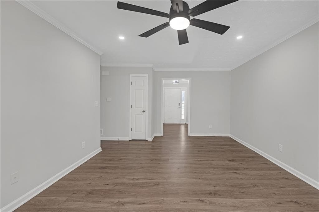 3 bedroom, 2 bathroom, 1,515 sq ft single family residence for sale at 3352 Idlecreek Way, Decatur, GA 30032 — photo 6