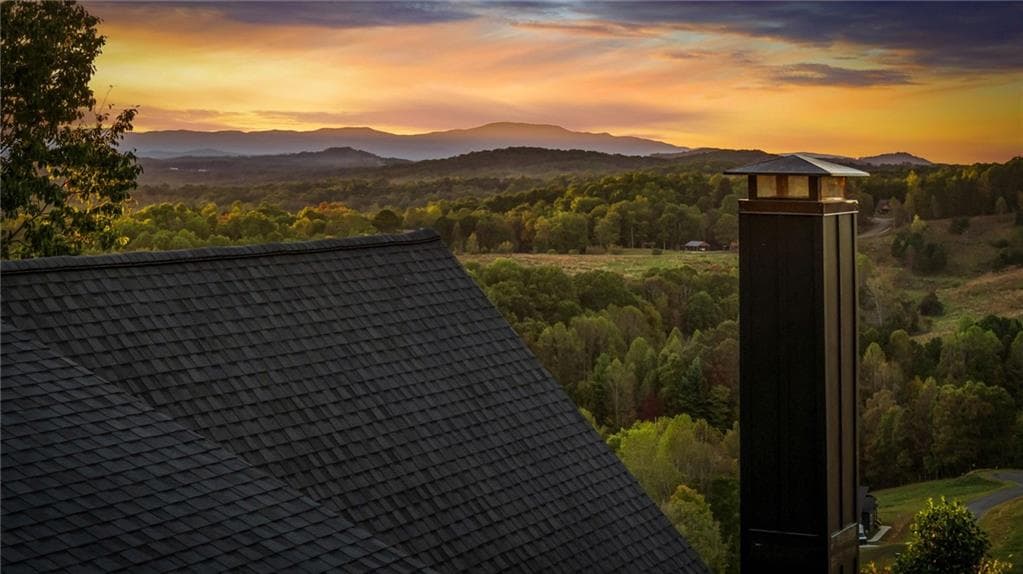 5 bedroom, 5 bathroom, 4,500 sq ft single family residence for sale at 437 Big Valley Drive, Morganton, GA 30560 — photo 6
