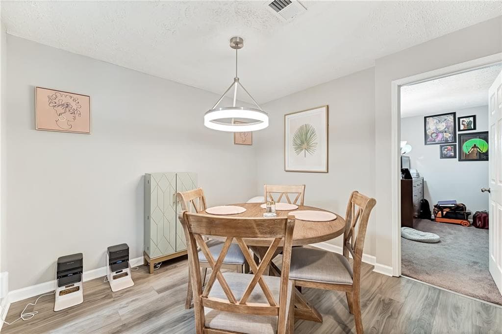 2 bedroom, 2 bathroom, 1,102 sq ft condominium for rent at 103 Natchez Trace, Sandy Springs, GA 30350 for $1,795 a month — photo 10