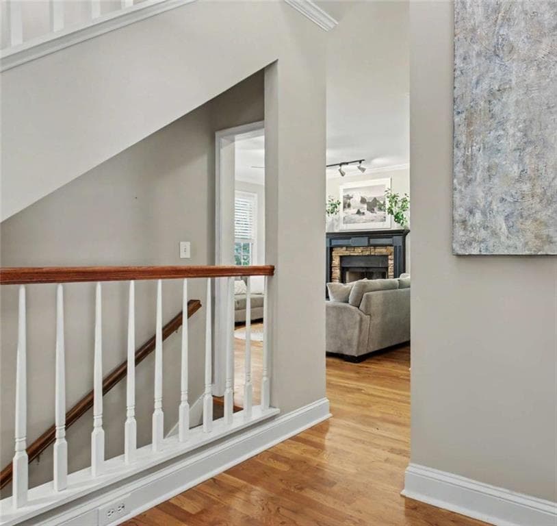 4 bedroom, 4 bathroom, 3,400 sq ft single family residence for sale at 1020 Patina Pt, Peachtree City, GA 30269 — photo 9