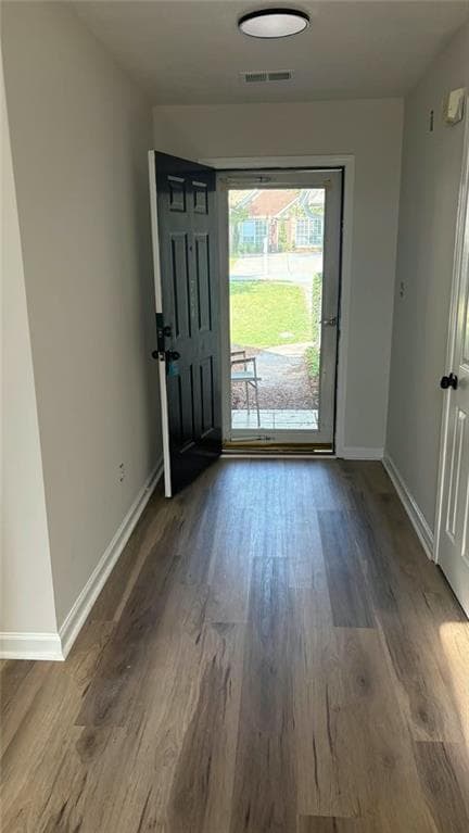 3 bedroom, 2 bathroom, 1,498 sq ft single family residence for sale at 764 Avalon Forest Way, Lawrenceville, GA 30044 — photo 4