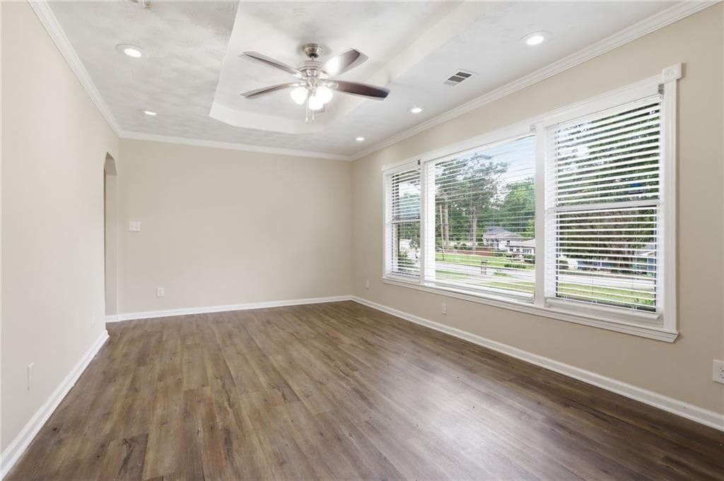 4 bedroom, 2 bathroom, 1,388 sq ft single family residence under contract at 2188 Glendale Drive, Decatur, GA 30032 — photo 10