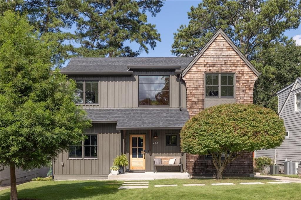 5 bedroom, 4 bathroom, 3,108 sq ft single family residence for sale at 216 Northern Avenue, Decatur, GA 30030