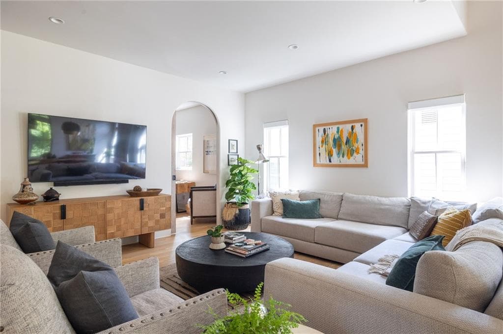 5 bedroom, 4 bathroom, 3,108 sq ft single family residence for sale at 216 Northern Avenue, Decatur, GA 30030 — photo 6