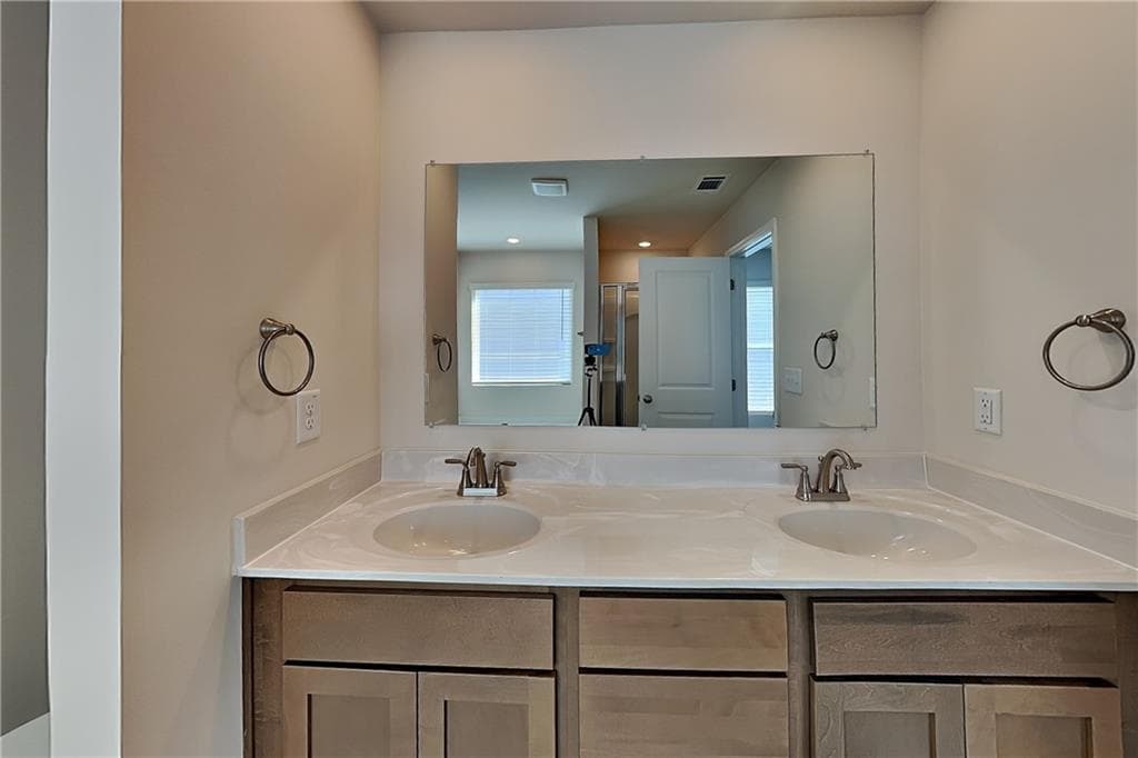 4 bedroom, 3 bathroom, 1,714 sq ft single family residence for rent at 265 Bloomfield Circle, Canton, GA 30114 for $2,100 a month — photo 9