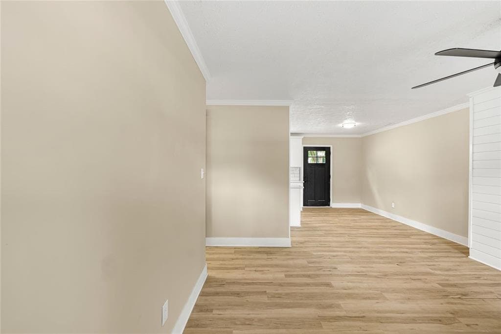 3 bedroom, 2 bathroom, 1,027 sq ft single family residence for sale at 443 Walker Street, Villa Rica, GA 30180 — photo 4