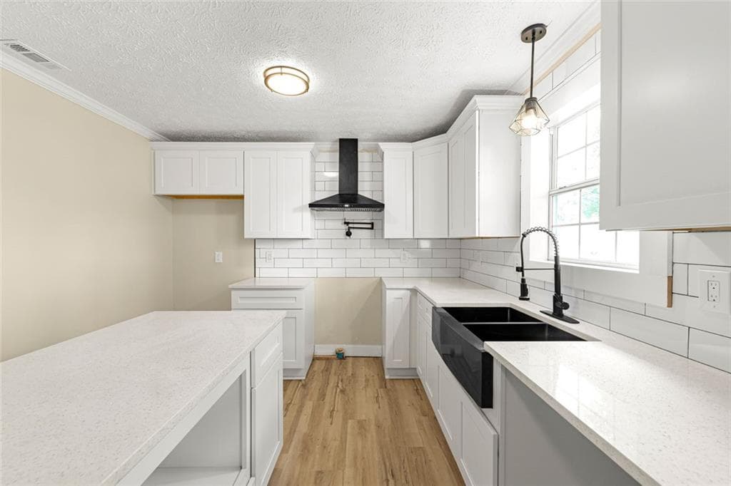 3 bedroom, 2 bathroom, 1,027 sq ft single family residence for sale at 443 Walker Street, Villa Rica, GA 30180 — photo 9