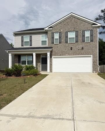 4 bedroom, 3 bathroom, 2,932 sq ft single family residence for sale at 692 Whitman Lane, Stockbridge, GA 30281
