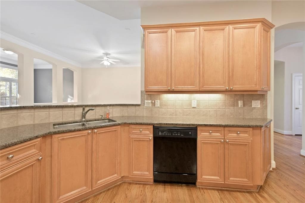3 bedroom, 4 bathroom, 3,500 sq ft townhouse for rent at 5826 Riverstone Circle, Atlanta, GA 30339 for $3,600 a month — photo 9