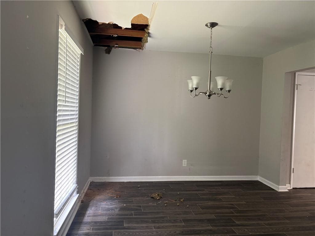 3 bedroom, 2 bathroom, 1,470 sq ft single family residence for sale at 6570 Kimberly Mill Road, Atlanta, GA 30349 — photo 8