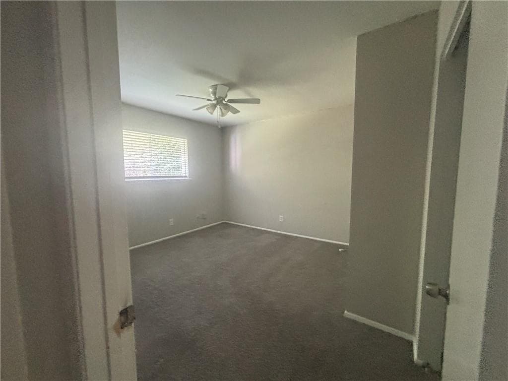 3 bedroom, 2 bathroom, 1,470 sq ft single family residence for sale at 6570 Kimberly Mill Road, Atlanta, GA 30349 — photo 9