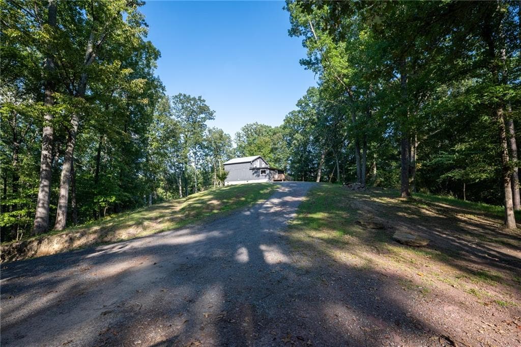 3 bedroom, 2 bathroom, 1,716 sq ft single family residence for sale at 678 River Bend Road, Plainville, GA 30733 — photo 3