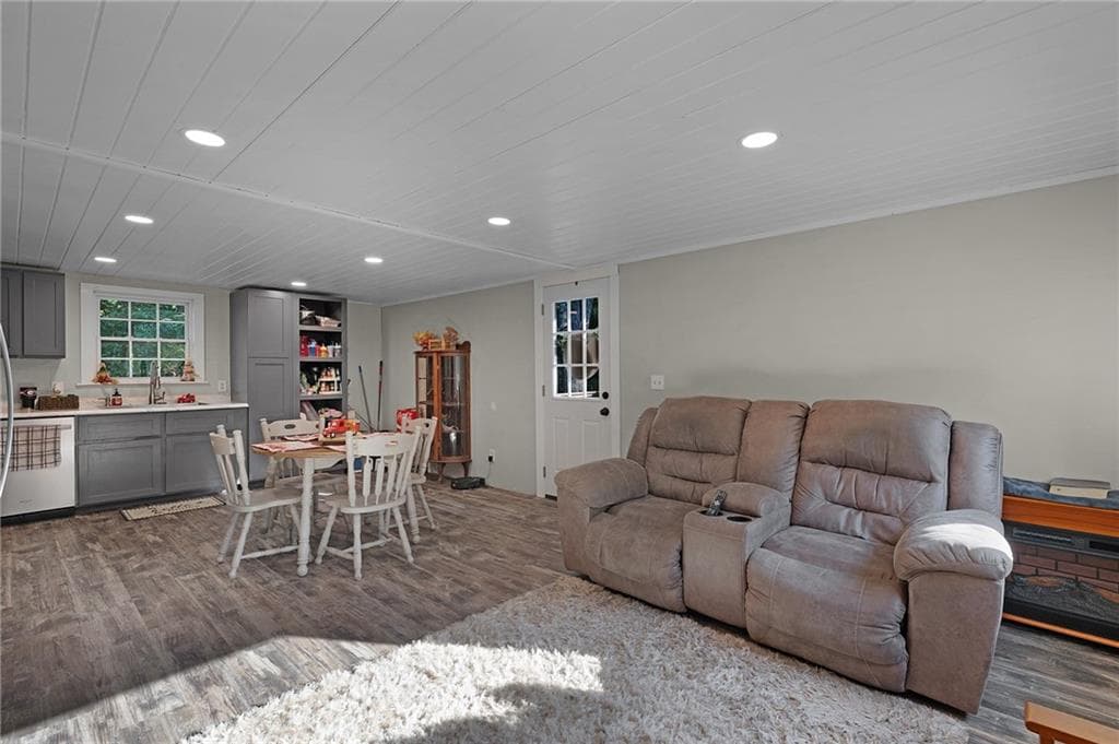 3 bedroom, 2 bathroom, 1,716 sq ft single family residence for sale at 678 River Bend Road, Plainville, GA 30733 — photo 9