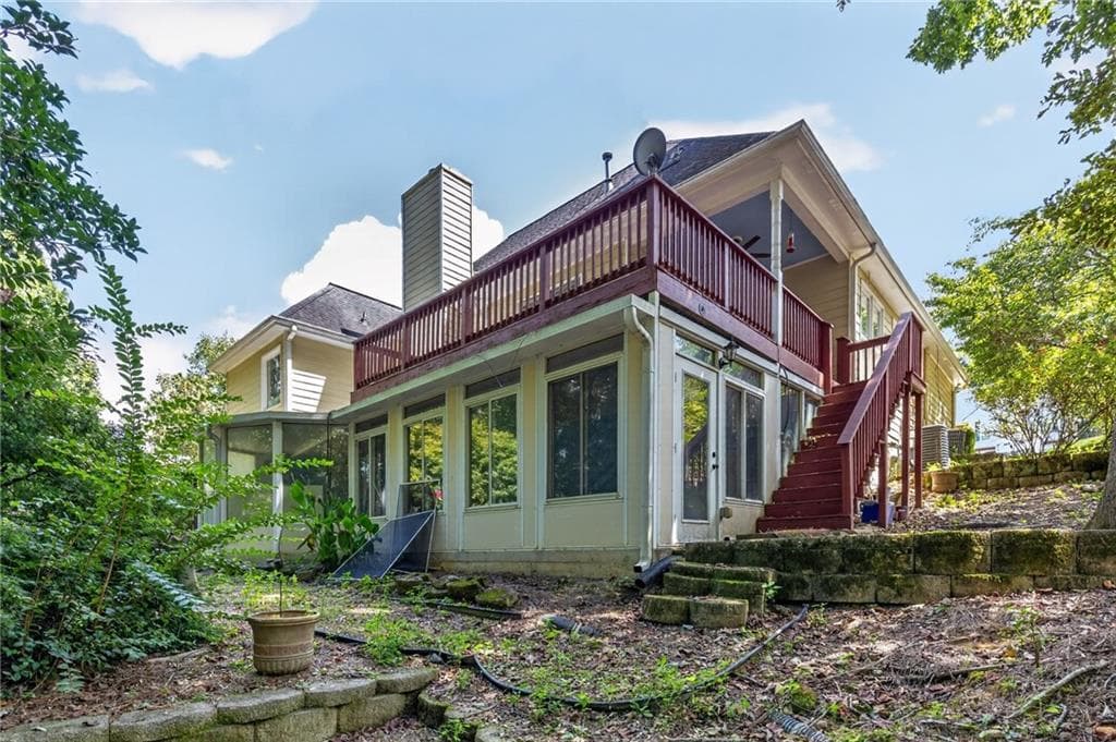 5 bedroom, 3 bathroom, 3,247 sq ft single family residence for sale at 2128 Cluster Lane, Grayson, GA 30017 — photo 3