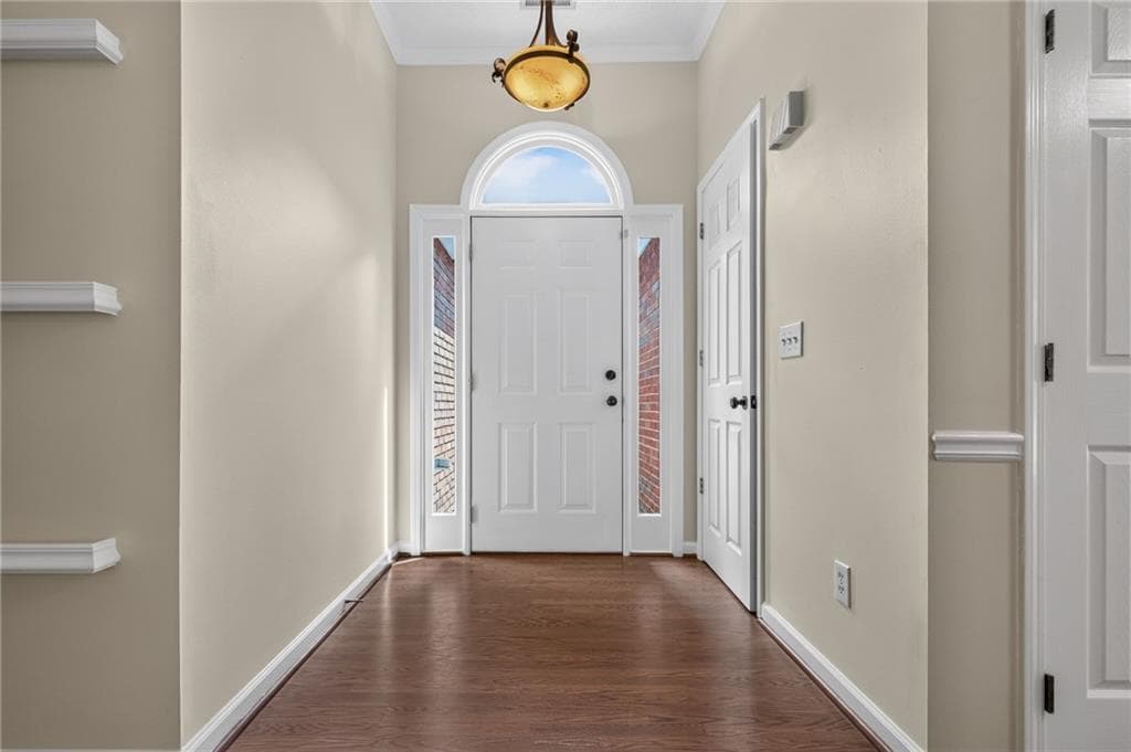 5 bedroom, 3 bathroom, 3,247 sq ft single family residence for sale at 2128 Cluster Lane, Grayson, GA 30017 — photo 4