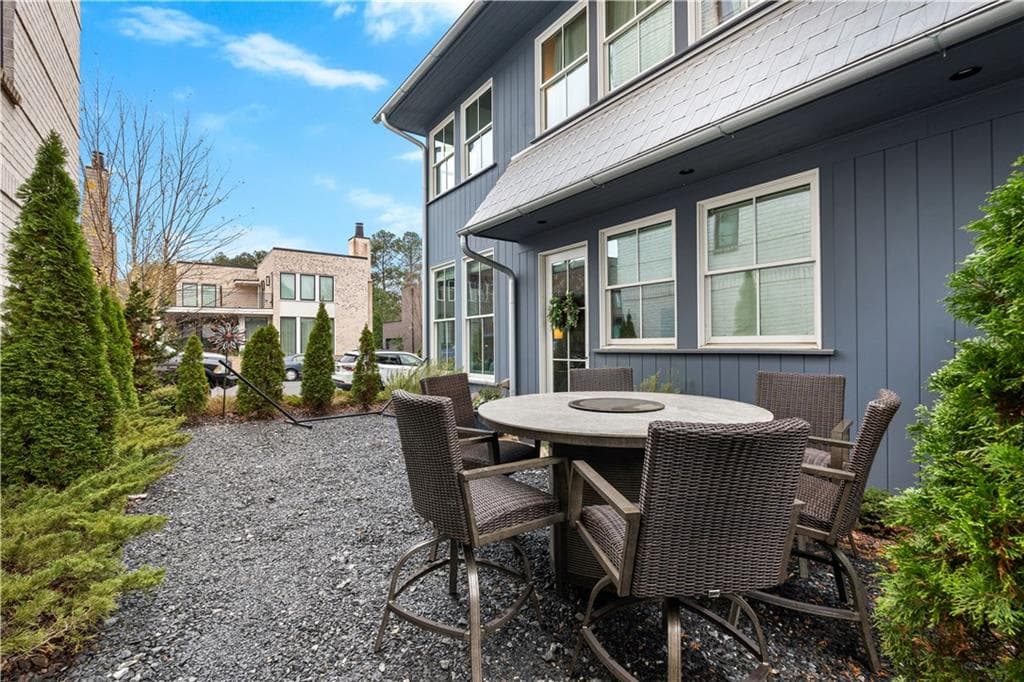 2 bedroom, 2 bathroom, 1,458 sq ft single family residence for sale at 305 High Street, Fayetteville, GA 30214 — photo 5