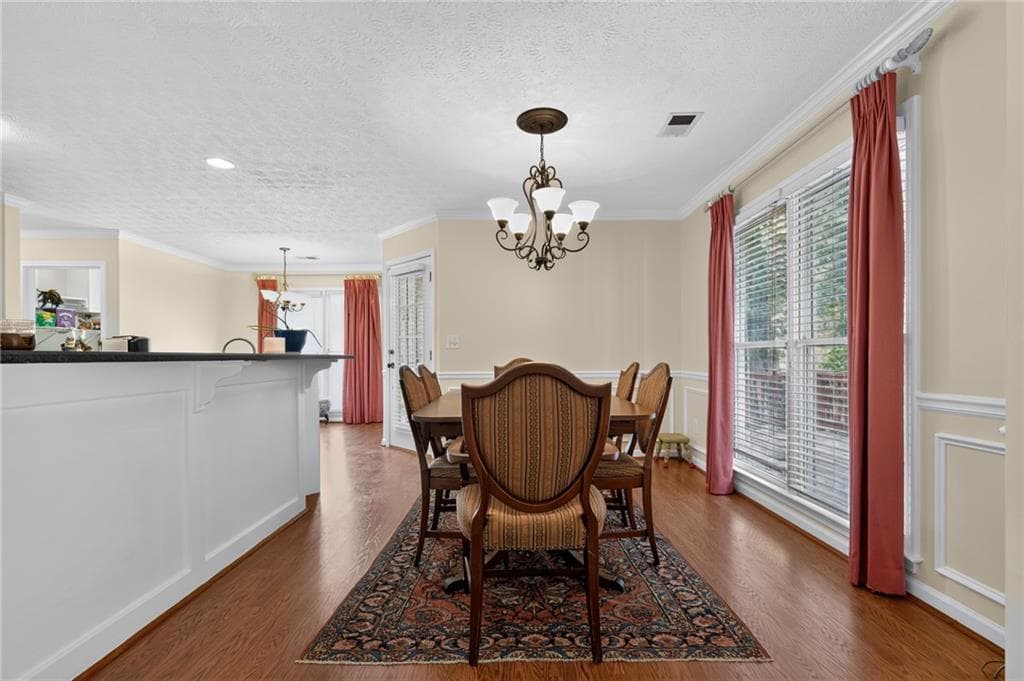 5 bedroom, 3 bathroom, 3,247 sq ft single family residence for sale at 2128 Cluster Lane, Grayson, GA 30017 — photo 10