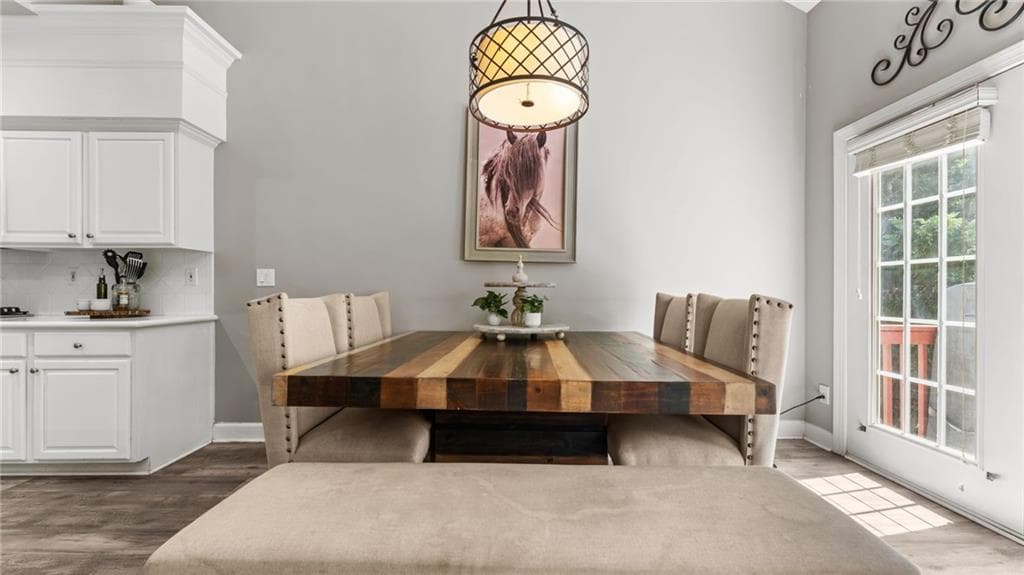 4 bedroom, 3 bathroom, 2,710 sq ft single family residence for sale at 1445 Badingham Drive, Cumming, GA 30041 — photo 5