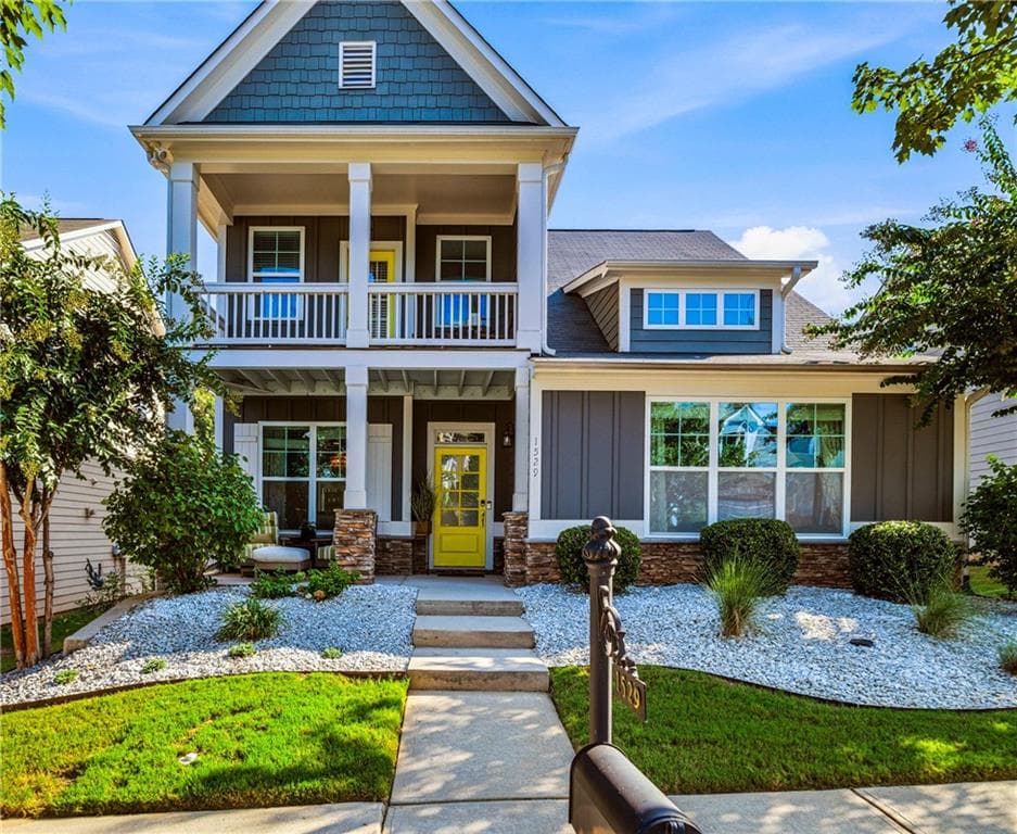 3 bedroom, 3 bathroom, 2,374 sq ft single family residence for sale at 1529 Bungalow Lane, Atlanta, GA 30318